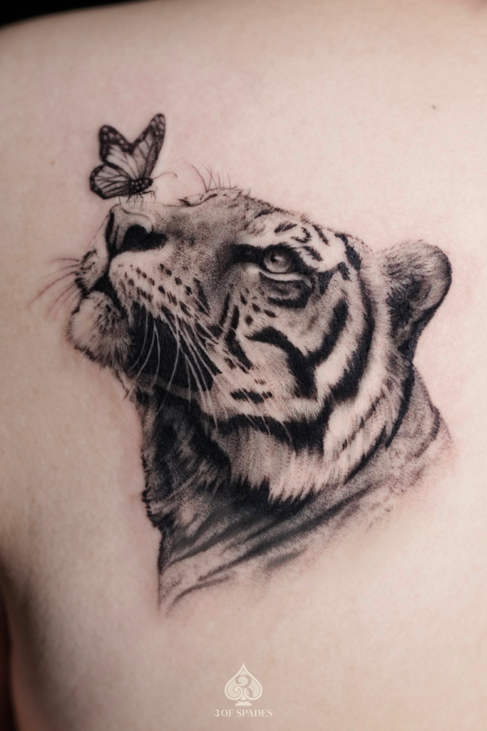 realism tiger by lotus