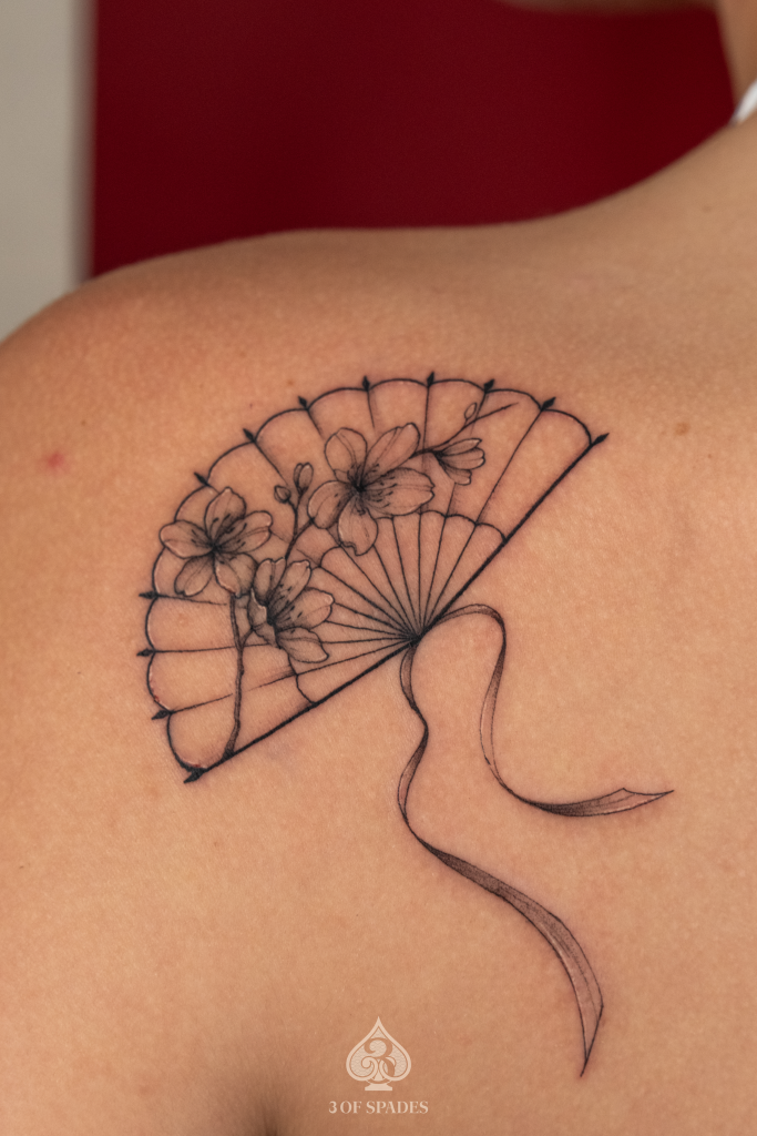 flower fan by raven feb