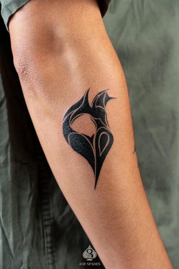 Blackwork Heart Logo Tattoo | Abstract Blackwork Symbol3