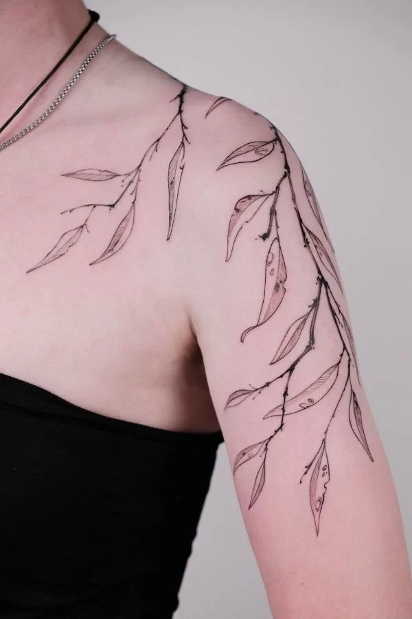 Blackwork Leaf Shoulder