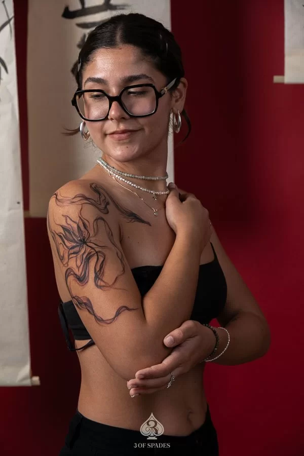 Abstract Flower Smoke Dragon