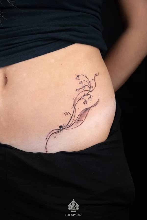 Abstract Flower V Cut