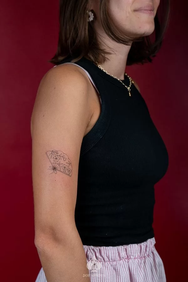 Fineline Mini Flower Fan