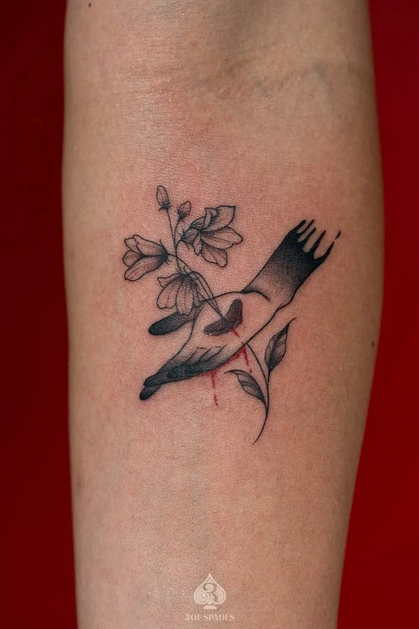 Flower Through Hand Tattoo Designs | 3 of Spades Hanoi