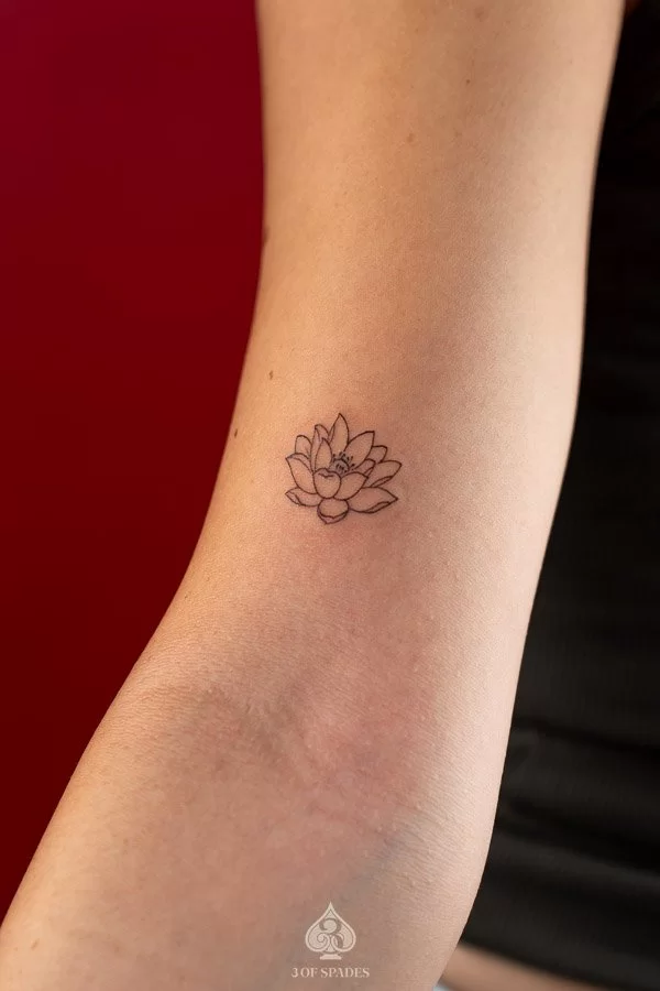 fineline tattoo lotus idea