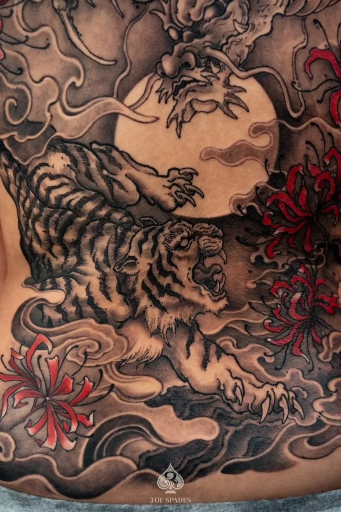 Oriental Dragon and Tiger Tattoo4