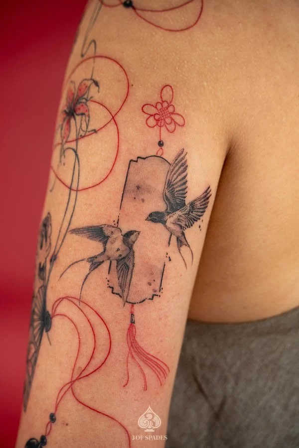 fan tattoo in hanoi