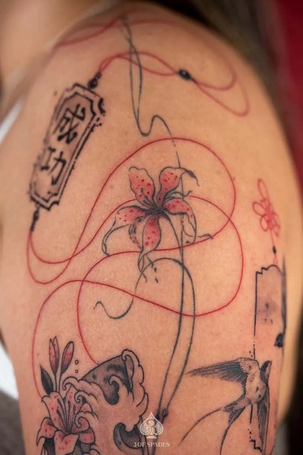 fan tattoo in hanoi