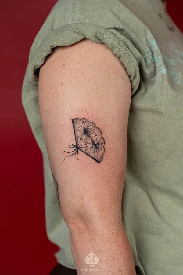 Lily Flowers Fan Tattoo