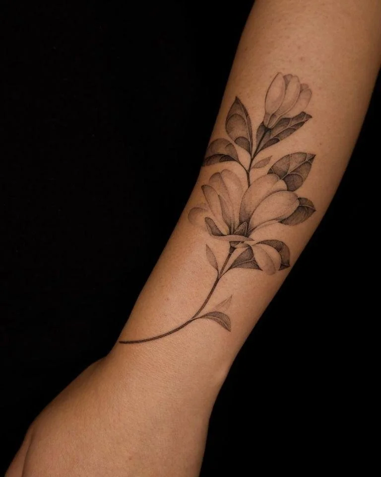 Fine Line Realism Tattoo vs Micro-Realism: What's the Difference?