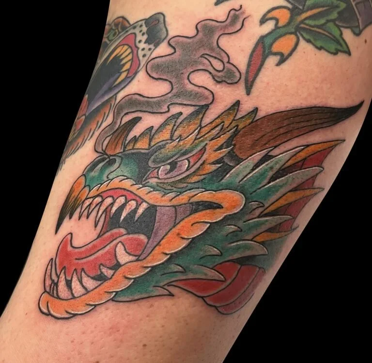 Oldschool Dragon Tattoo: Mythology & Bold Tattoo Art
