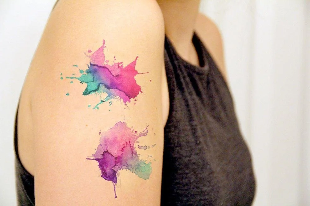 watercolor tattoo do not need black outlines